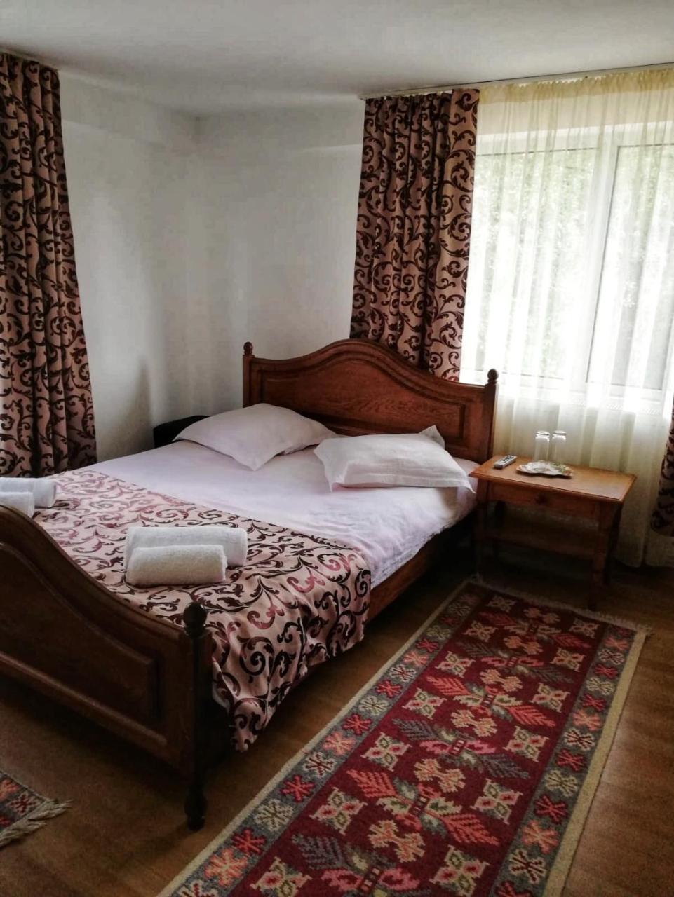 Pensiunea Broscuta Horezu Bagian luar foto