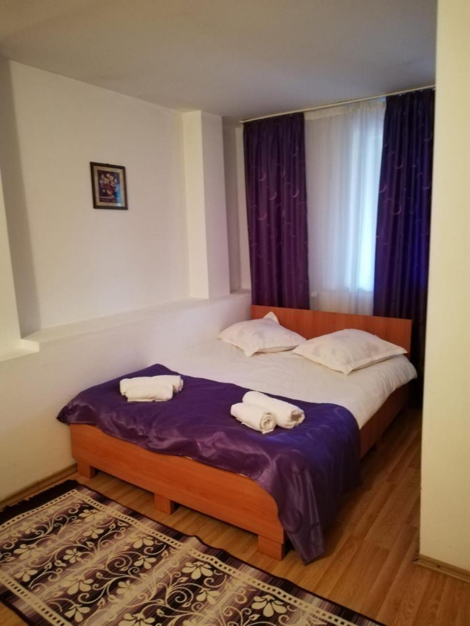 Pensiunea Broscuta Horezu Bagian luar foto